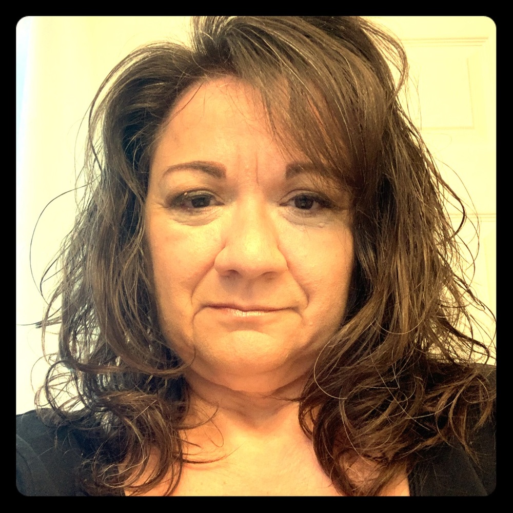 Meet your Posher, Dana